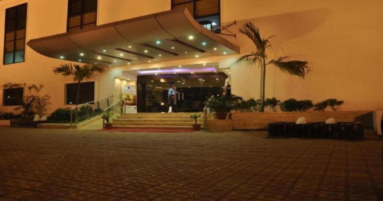 Le Lac Sarovar Portico- Ranchi Exterior foto
