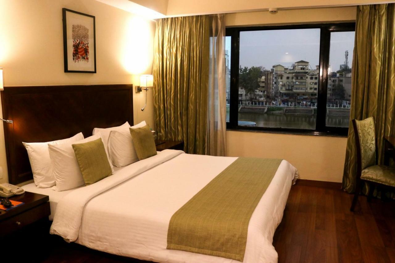 Le Lac Sarovar Portico- Ranchi Exterior foto